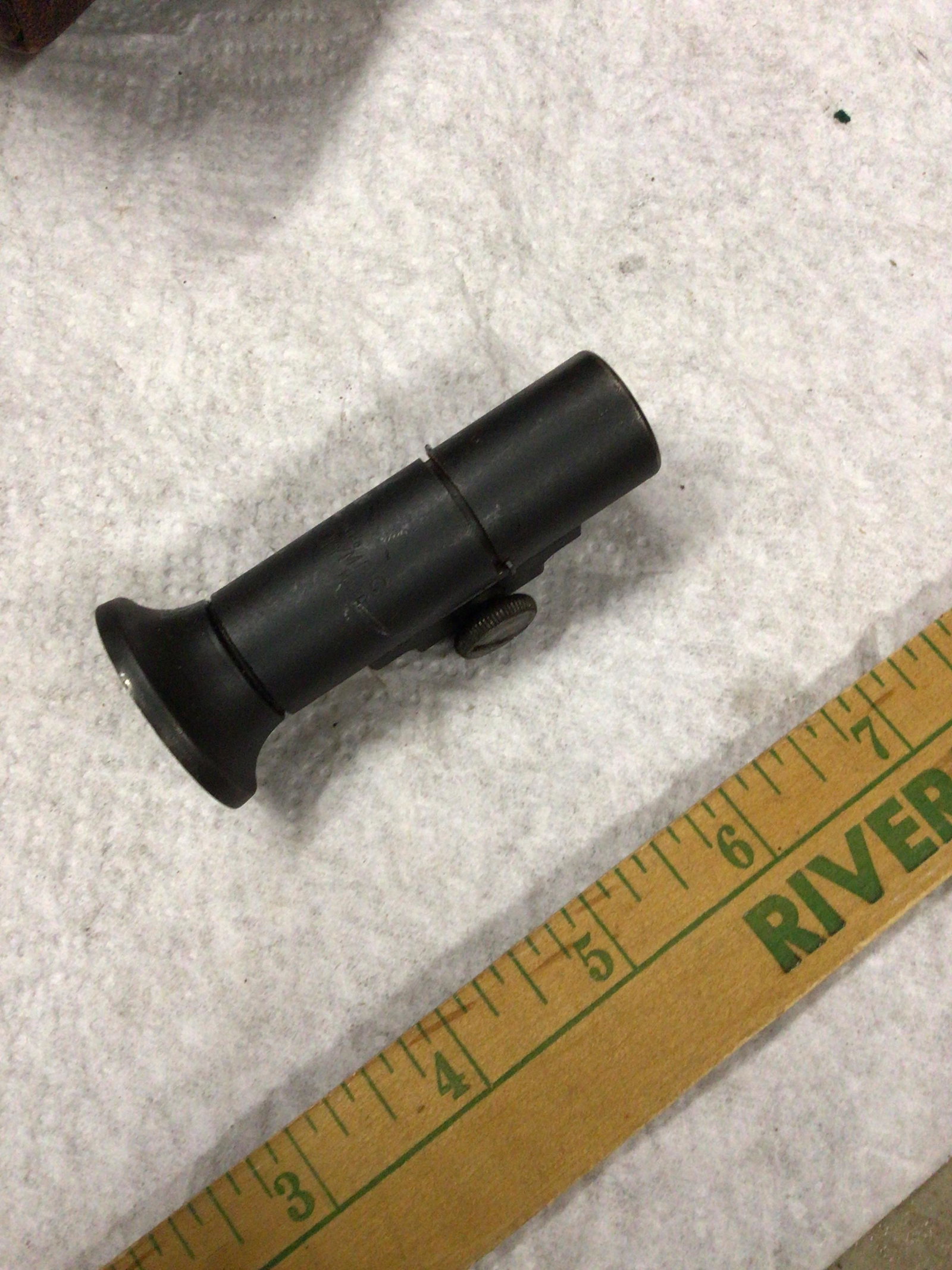 Redfield Olympic model: Peep sights
