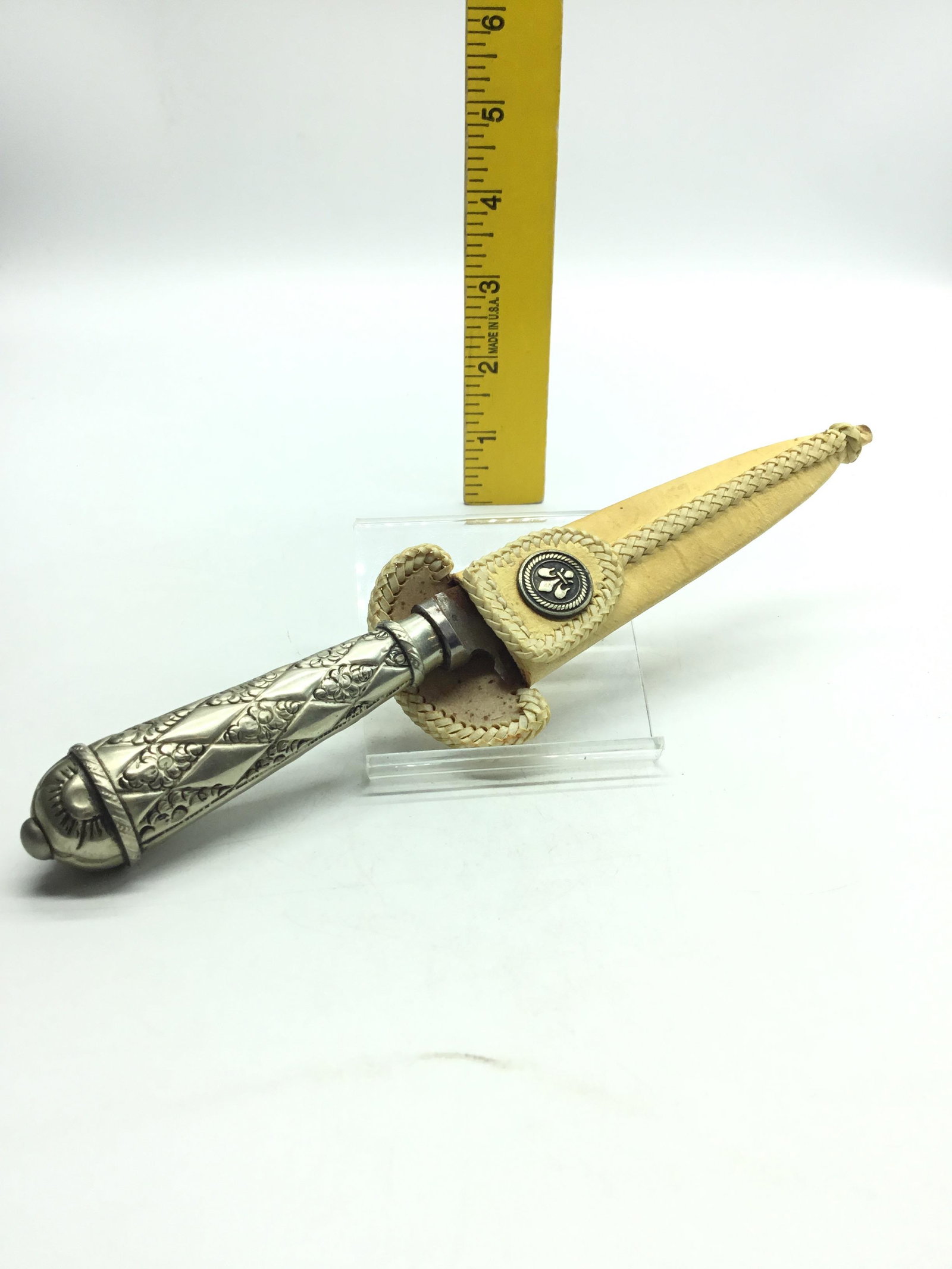 Knife with Case: Knife