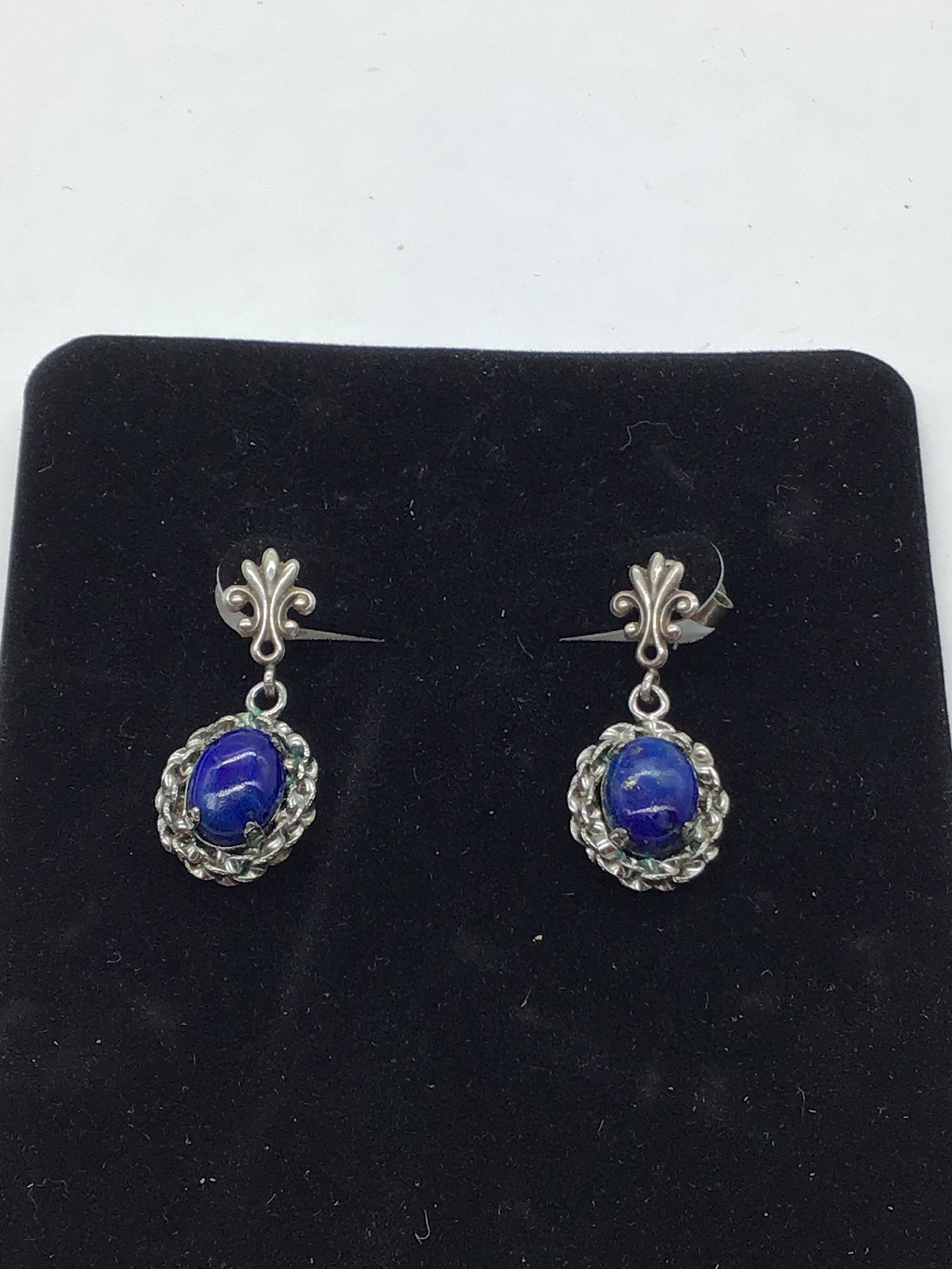 Beautiful sterling silver earrings (1 of 1)