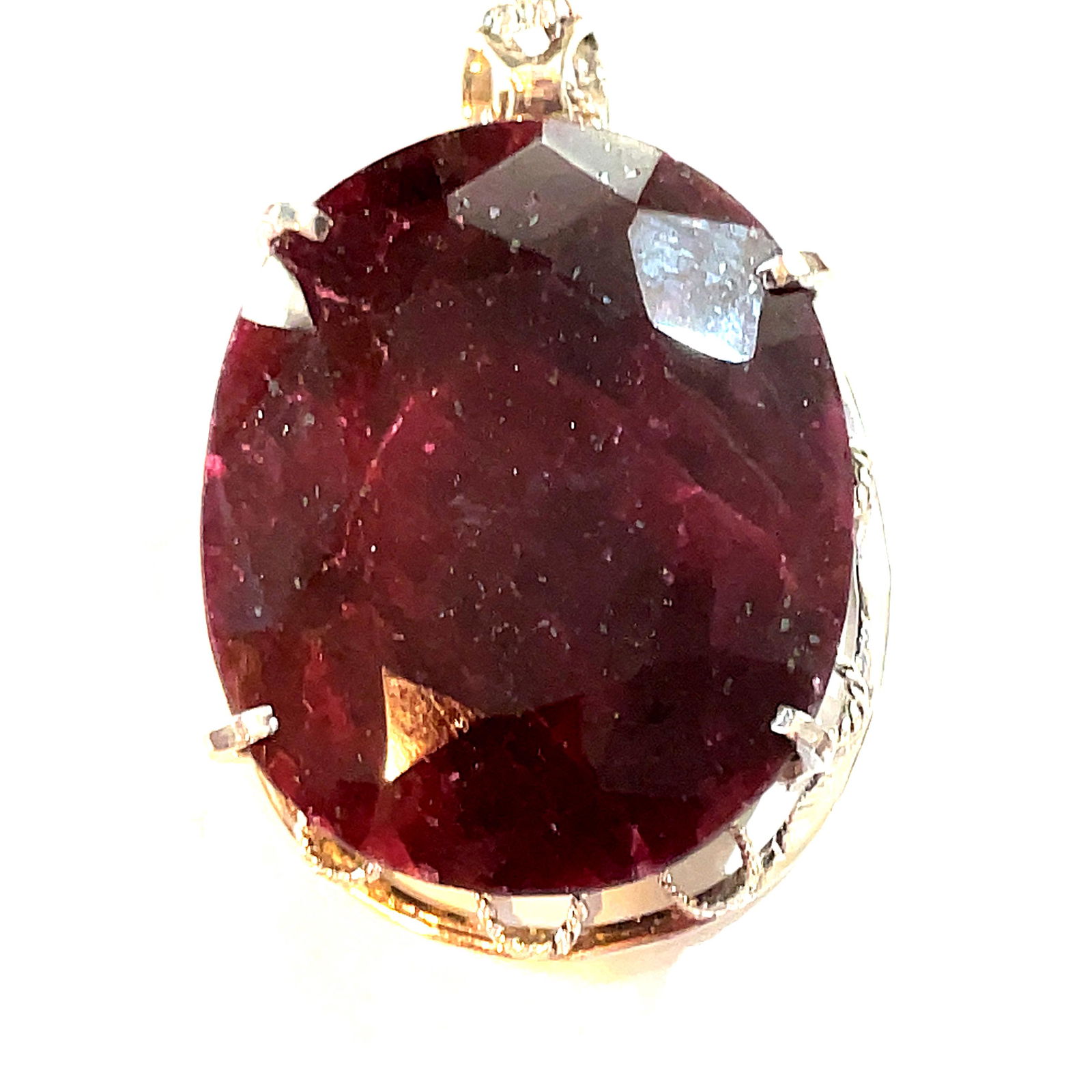 Ruby pendant 354.19 cts (1 of 5)