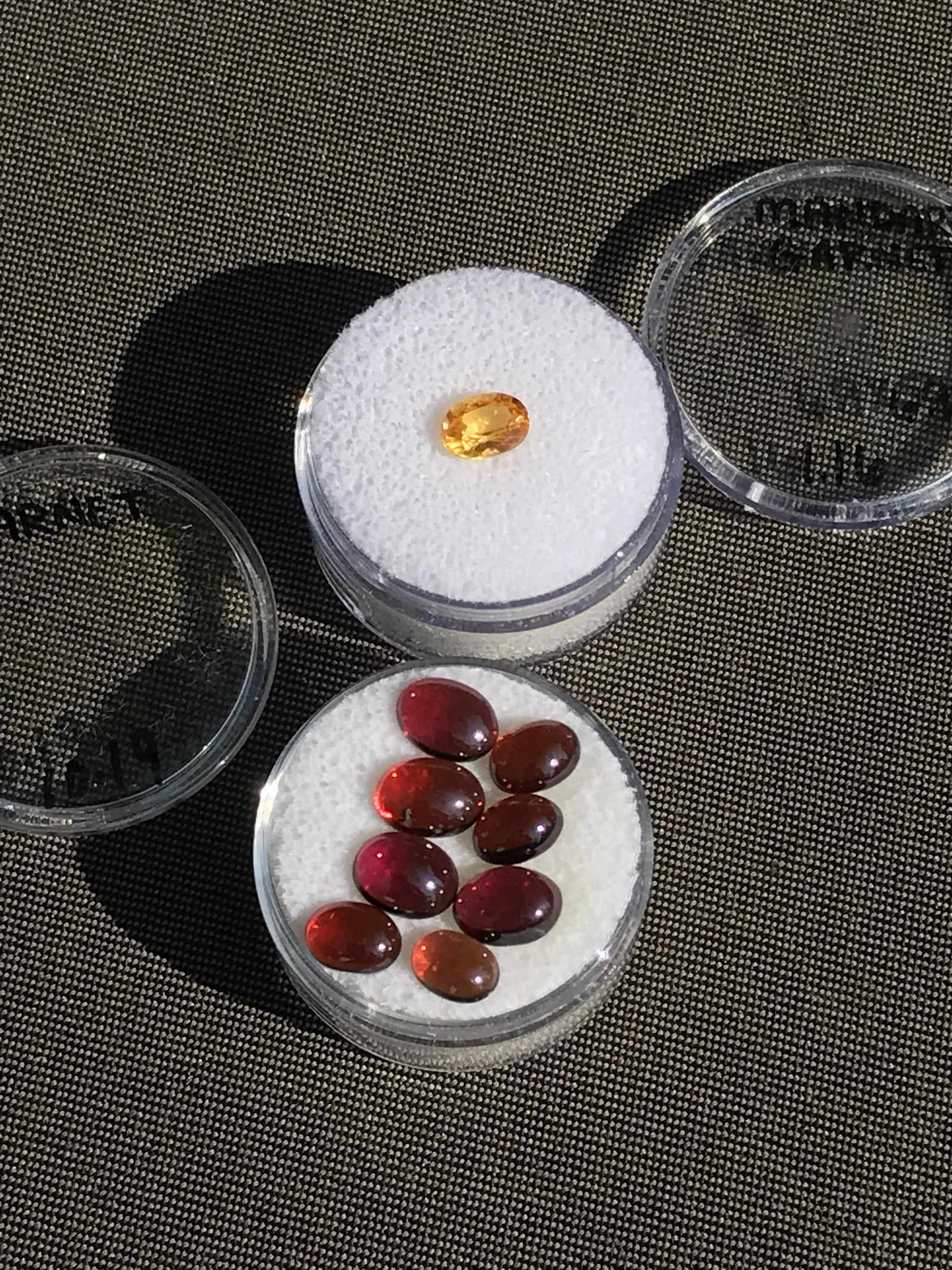 Garnets Cabochons (10.19ct) 8 Gemstones (1.16ct) (1 of 4)
