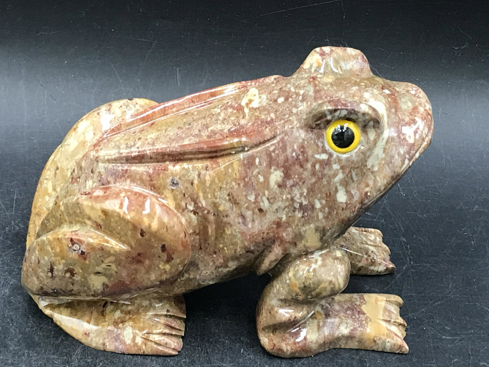 Extra Large Soapstone Frog Carving (1 of 4)