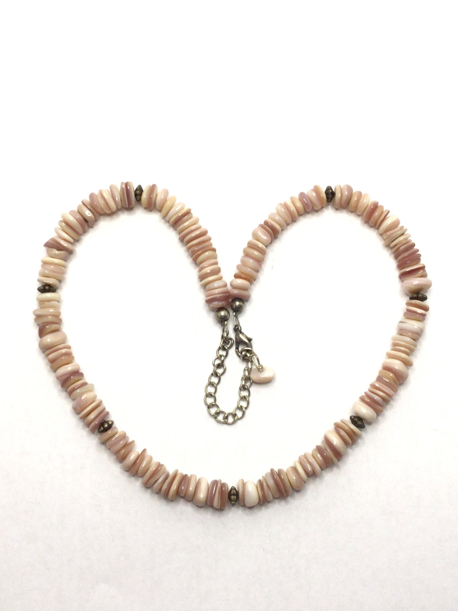 Pink shell necklace (1 of 2)