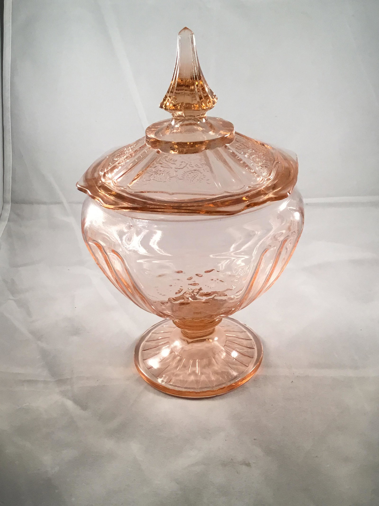 Pink Depression glass compote (1 of 4)