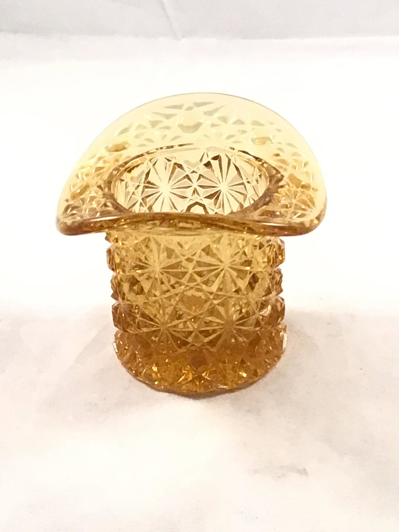 Fenton button and  Daisy Amber top hat (1 of 3)