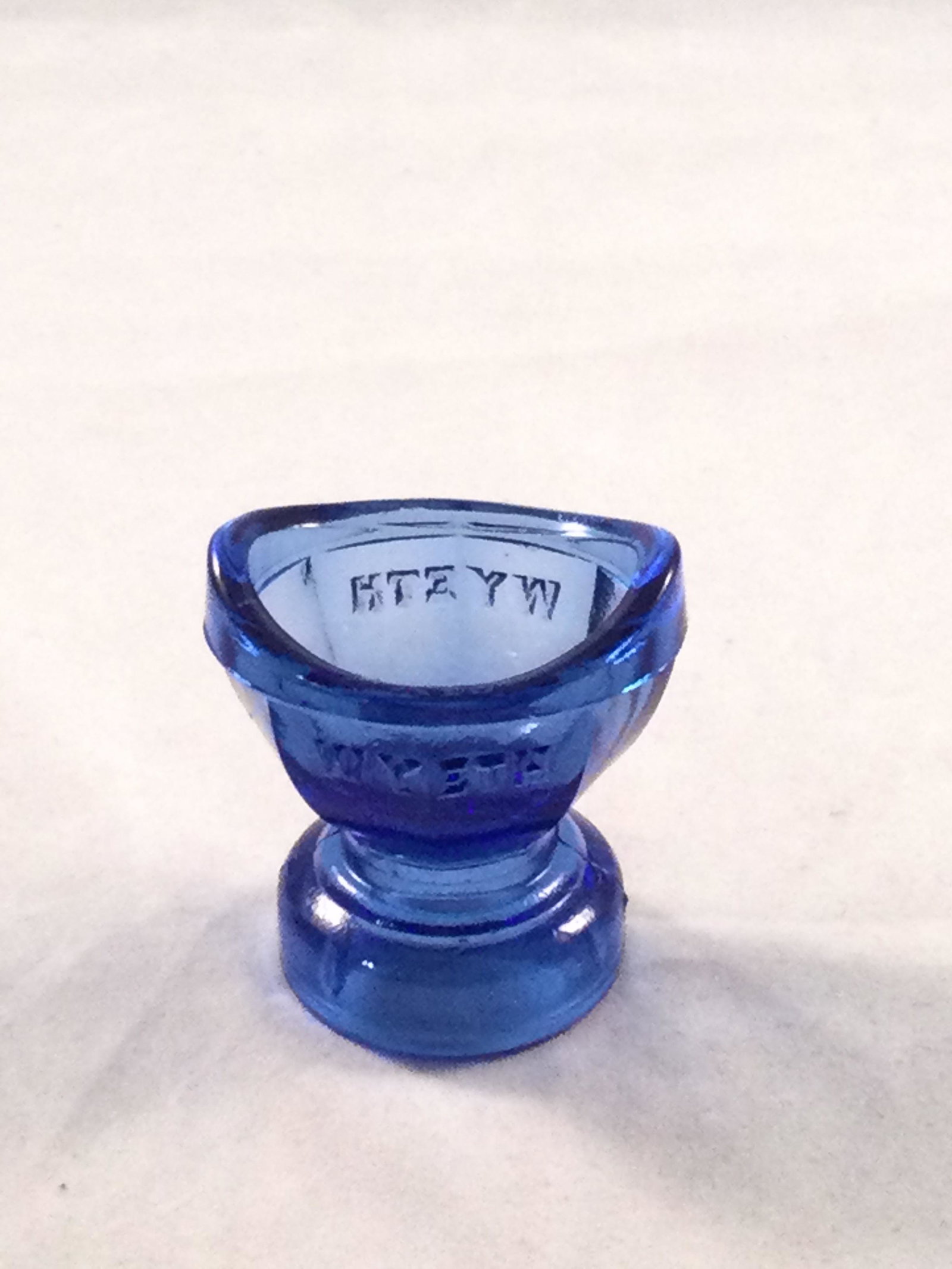Blue Wyeth eye cup: Blue Wyeth eye cup