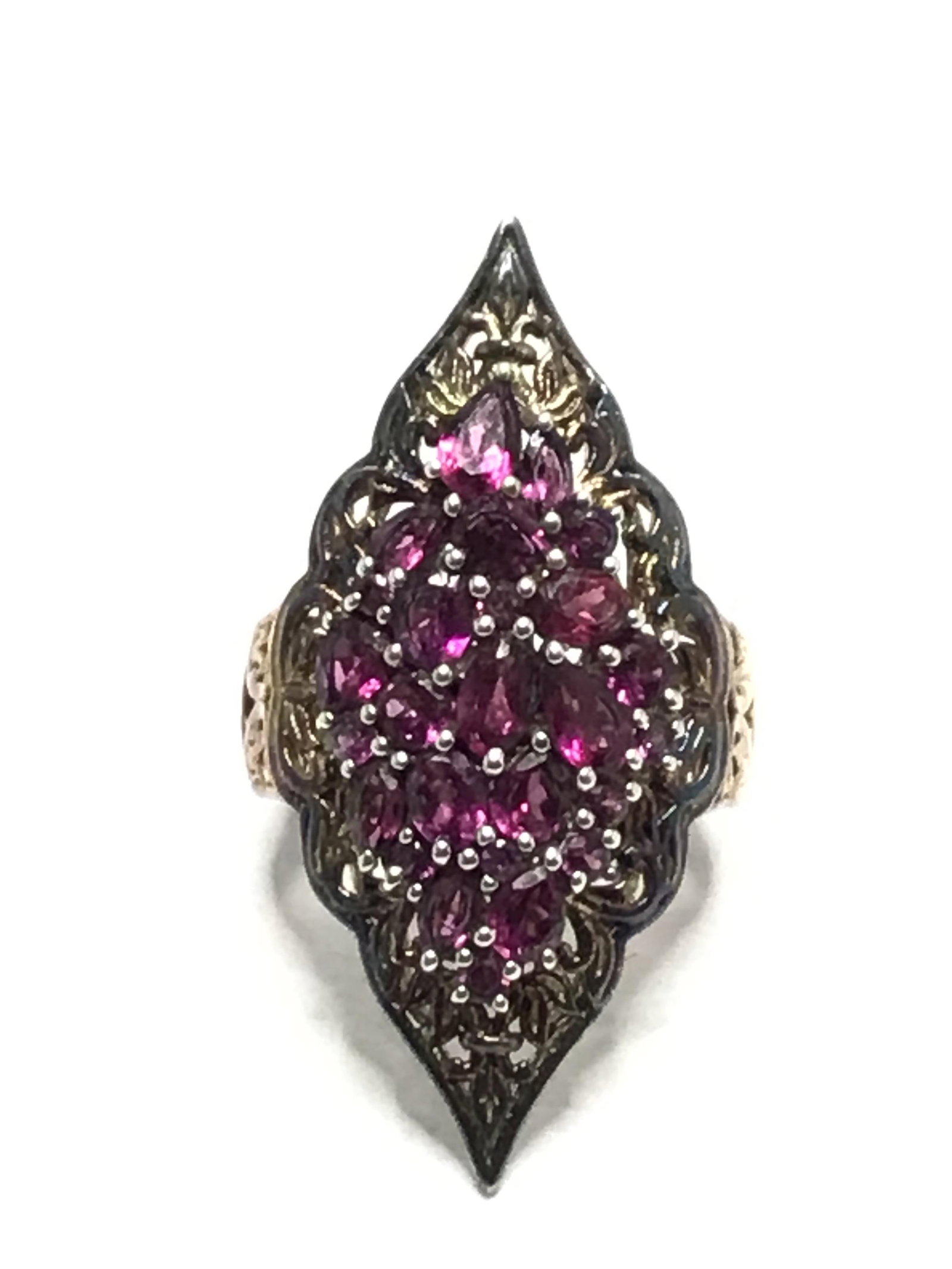 6.9 g of sterling silver amethyst ring size 5 1/2 (1 of 3)