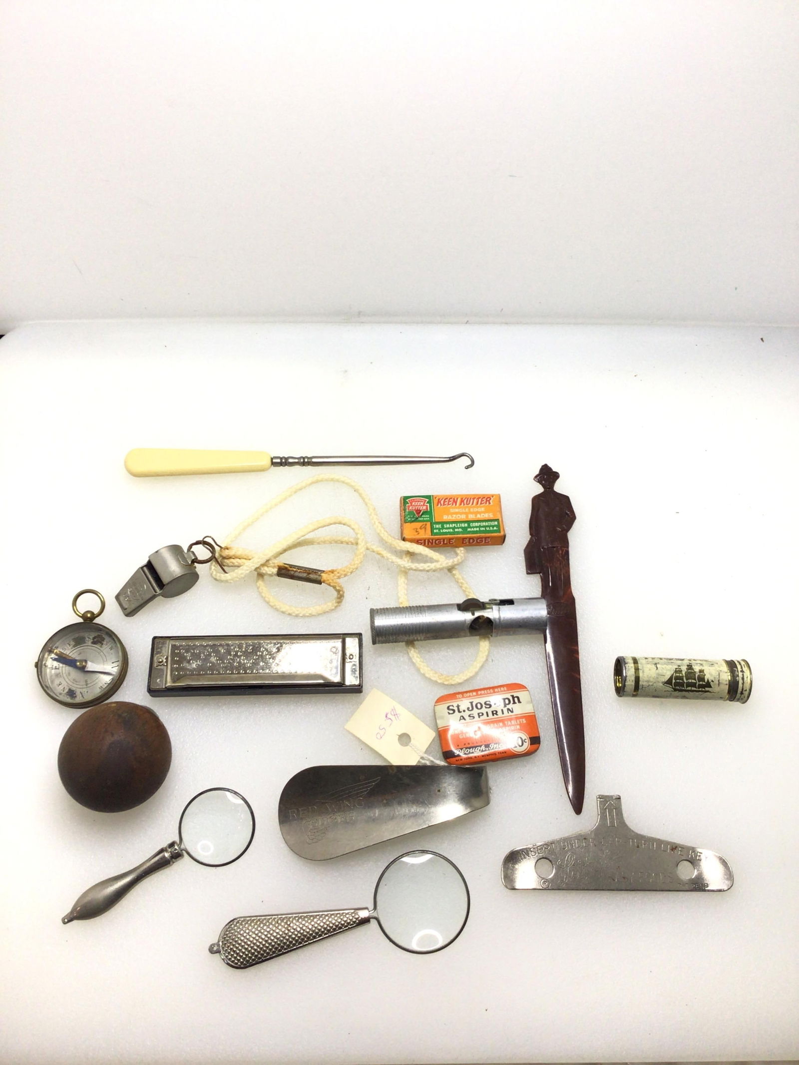 Miscellaneous vintage items (1 of 2)