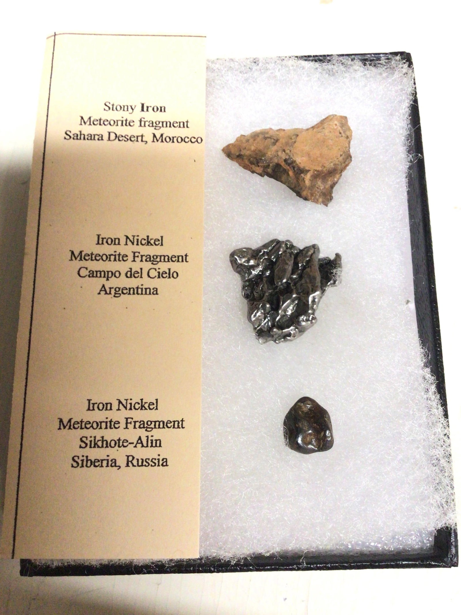 Meteorite collection, three specimens (1 of 5)
