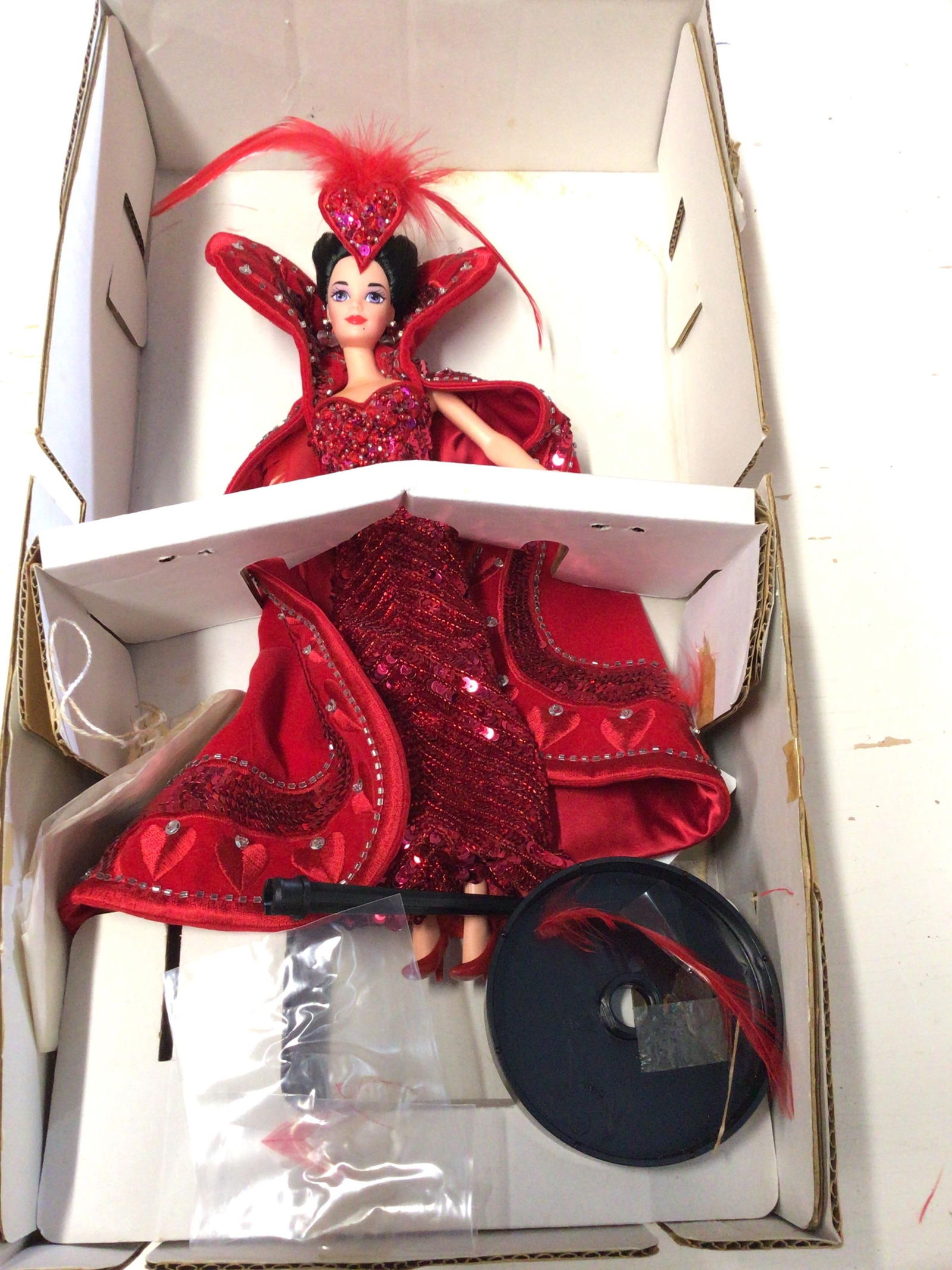 Bob Mackie queen of hearts Barbie (1 of 3)