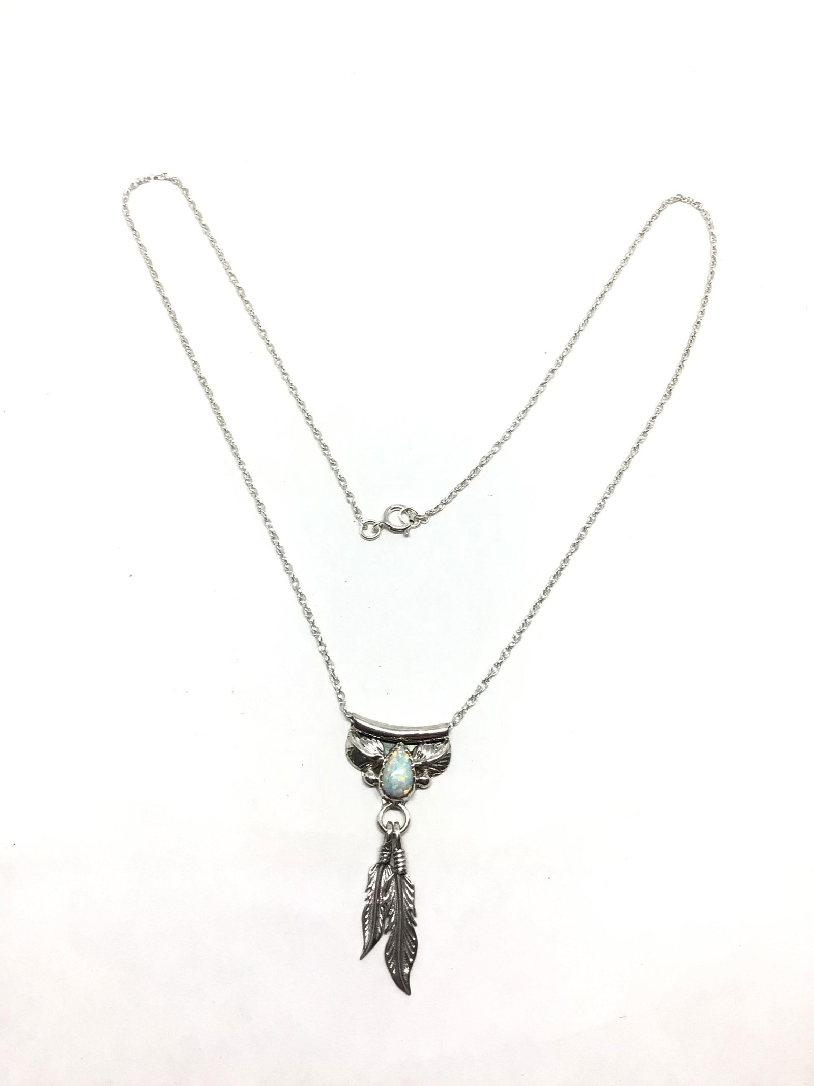 Navajo handmade necklace (1 of 3)