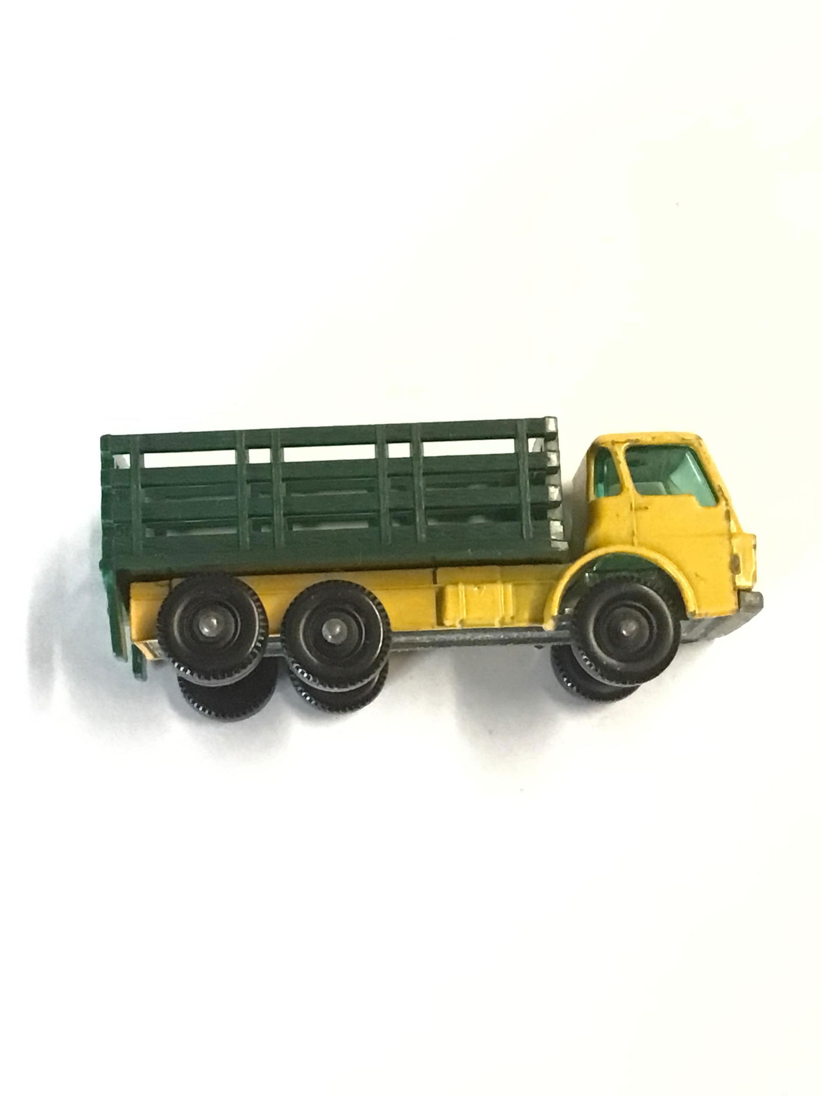 Lindsay matchbox stake truck (1 of 3)