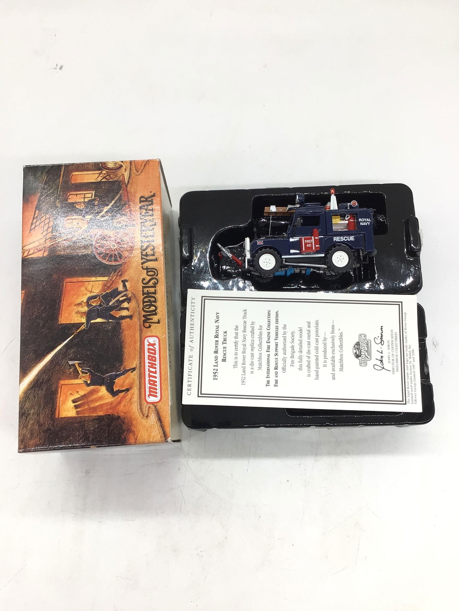 Matchbox 1952 Land Rover royal navy rescue truck (1 of 3)