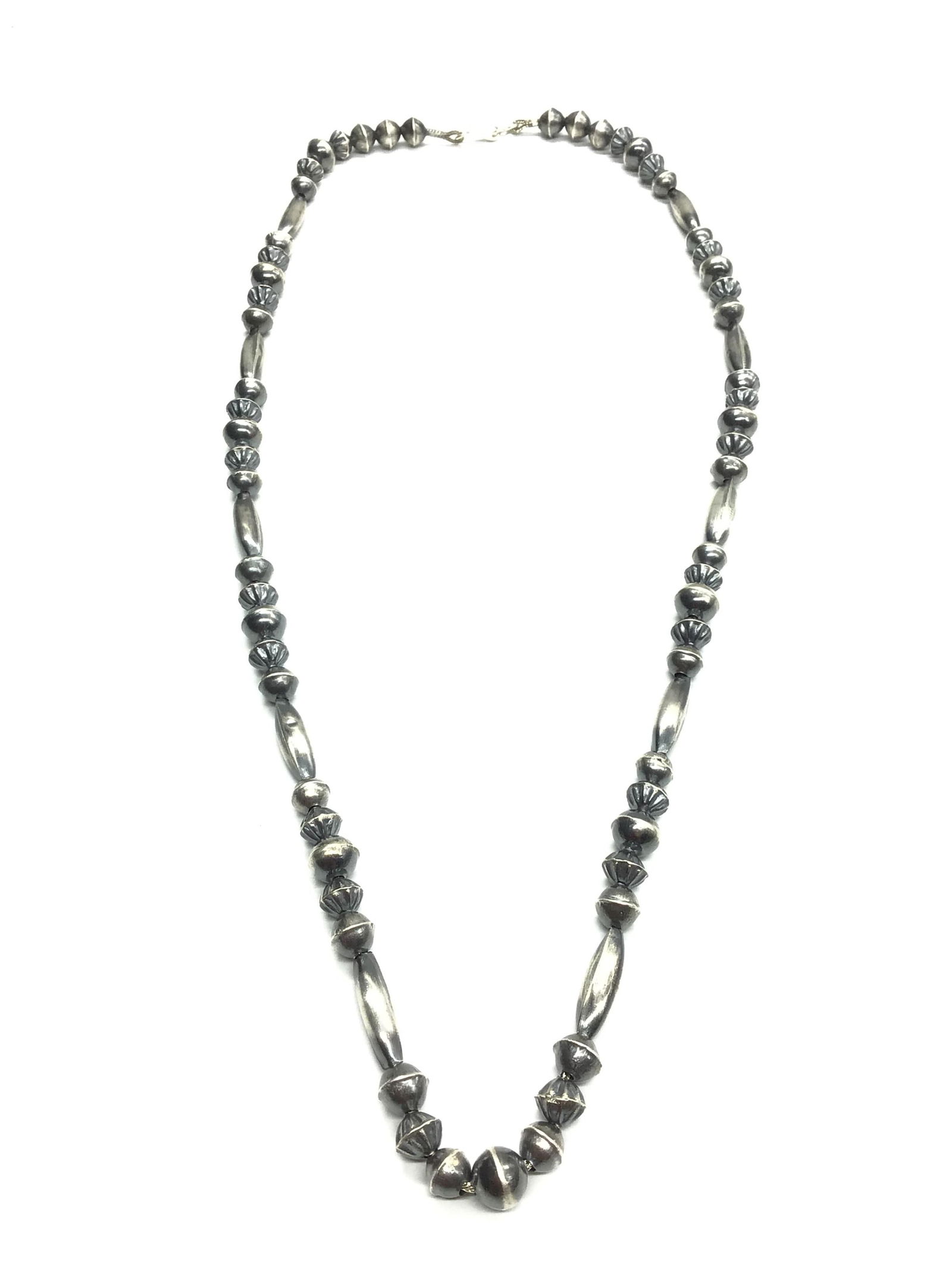 Zuni artisan necklace (1 of 3)