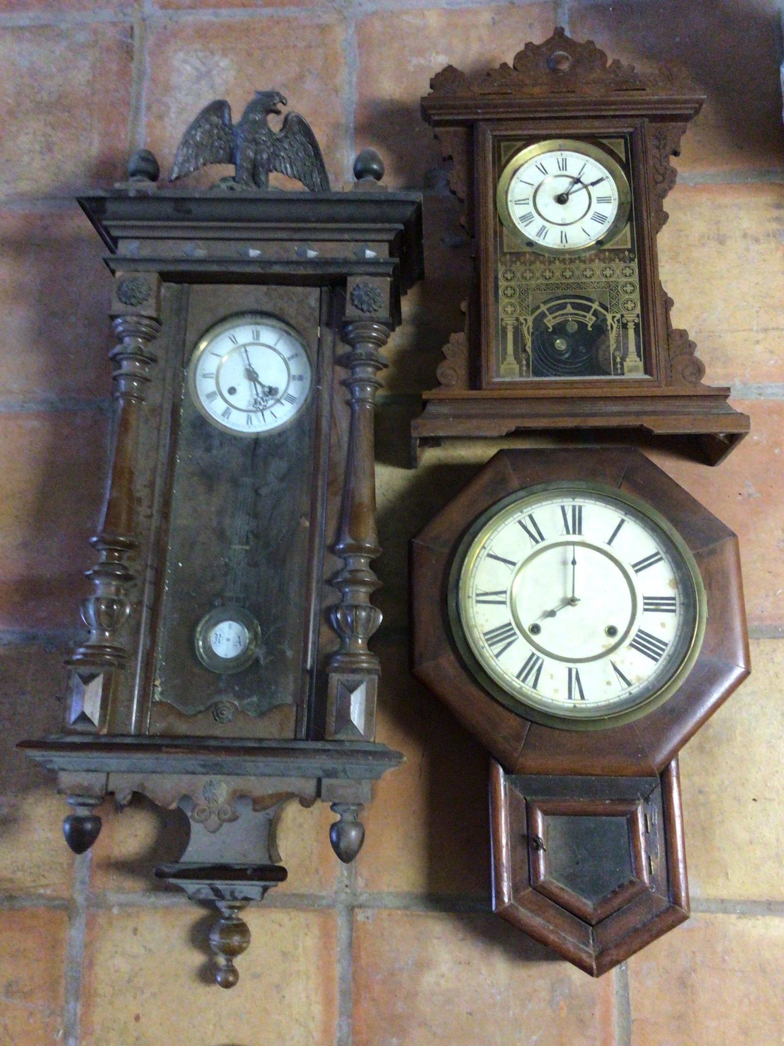 Vintage clocks (1 of 1)