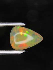 Opal gemstone