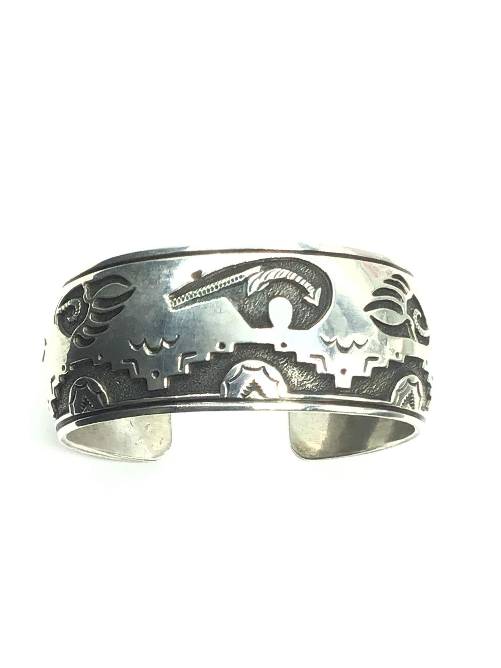 Southwest style bracelet cuff (1 of 3)