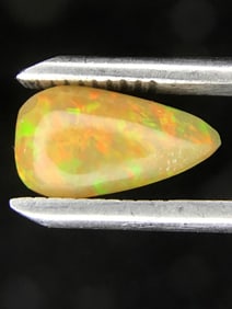 Opal gemstone