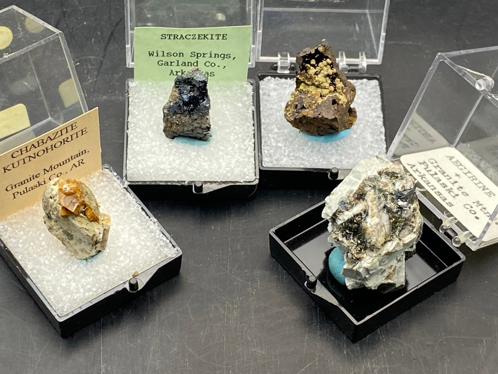 Rock, Crystal, Natural, Collectible, Mineral, Specimen: Arkansas Minerals: Kidwellite-Coon Creek, Stracekite-Wilson Springs, Aegirine, Albite, Pectolite, Chabazite-Granite Mountain
