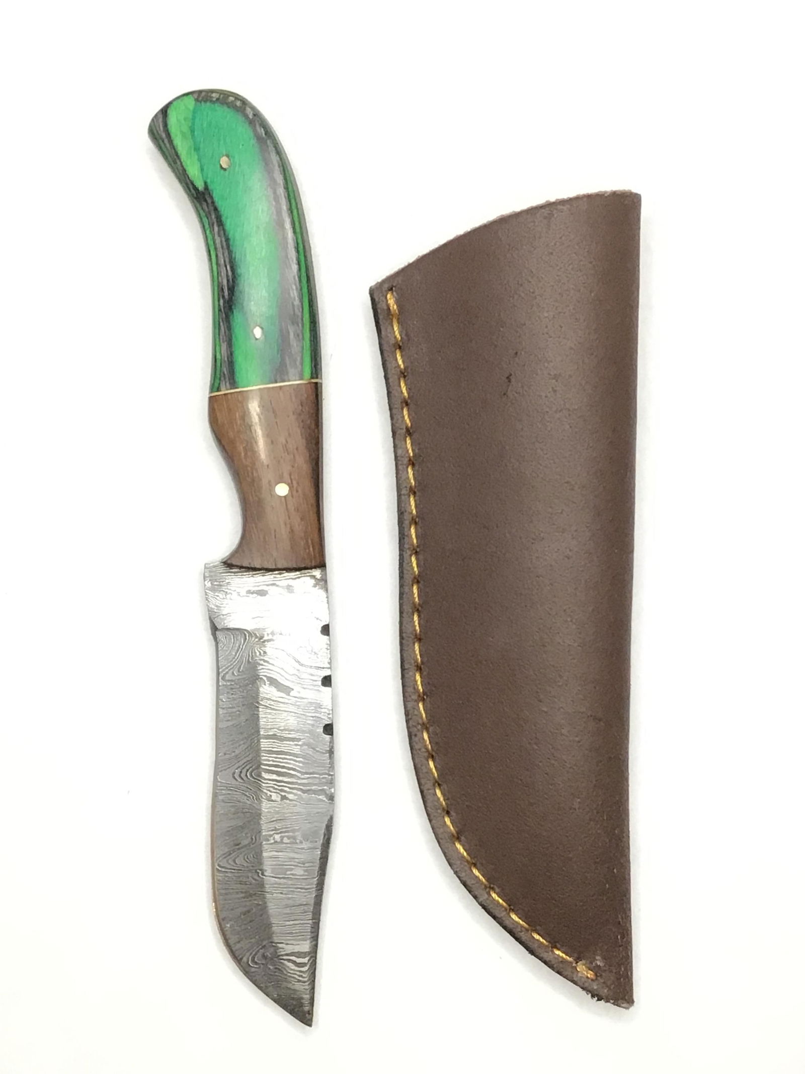 Damascus skinning knife: Damascus skinning knife with sheath. 4 inch blade.