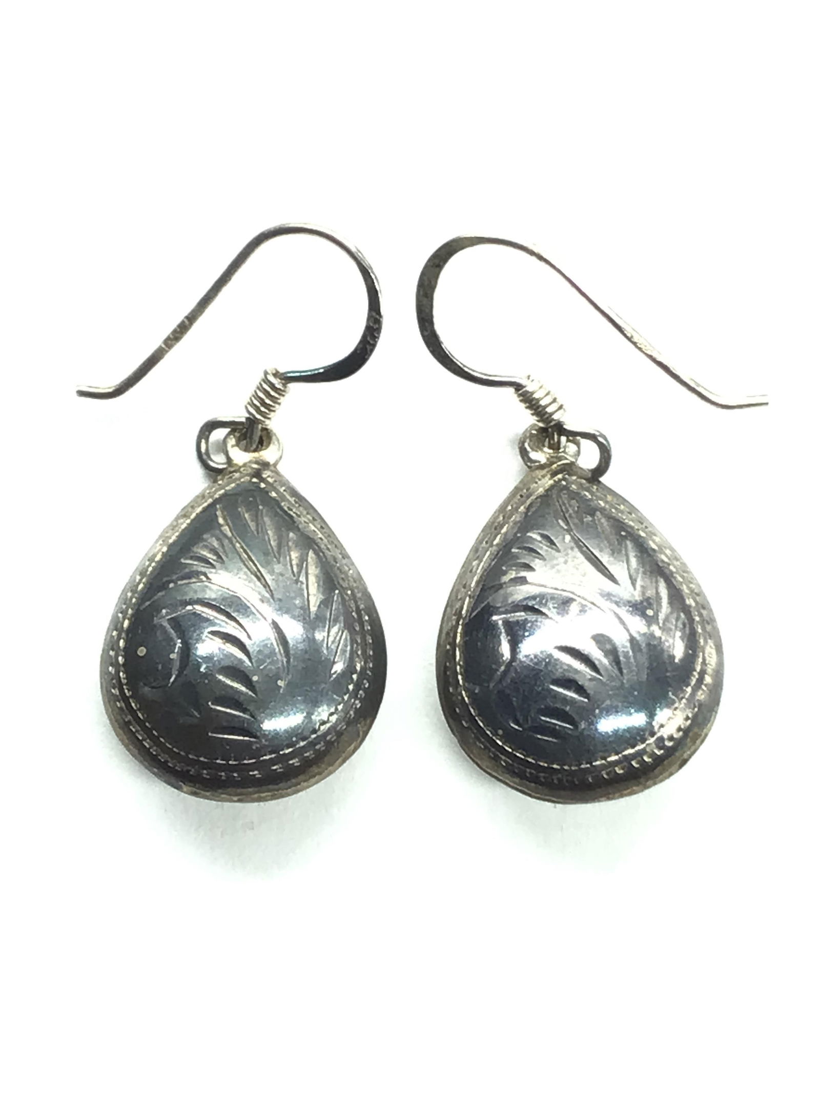 Artisan made earrings Sterling silver earrings. 3.55 grams of total weight. (1 of 2)