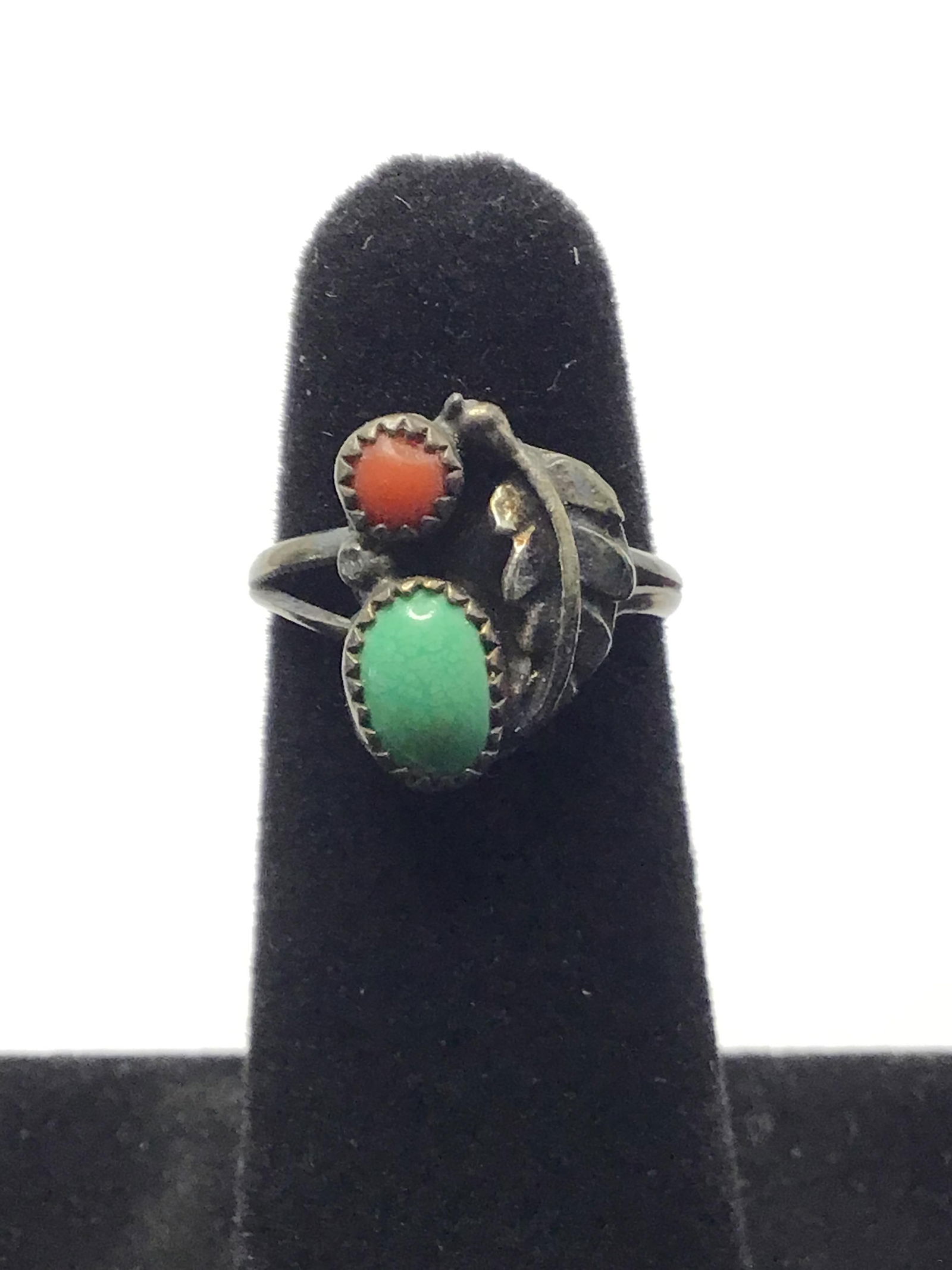 Artisan made ring Sterling ring with turquoise and red coral. 2.47 grams total weight. Size 6. (1 of 3)