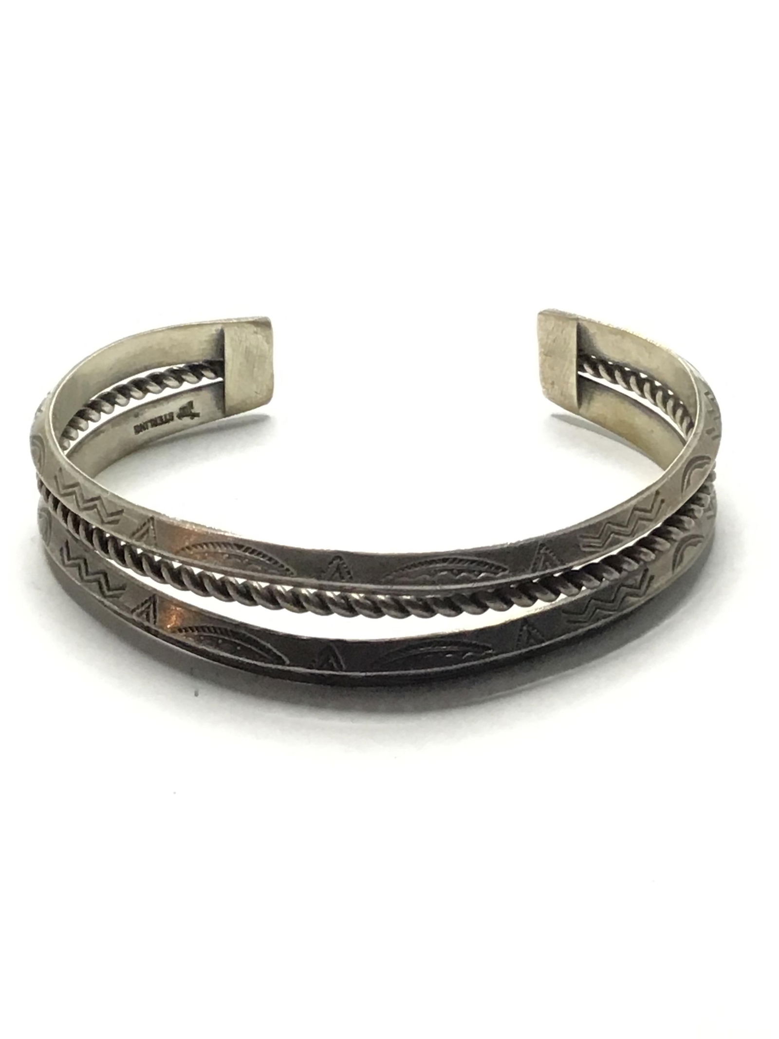 Artisan made cuff bracelet Sterling silver cuff weighing 21.47 grams total. Made by Bell Trading (1 of 3)