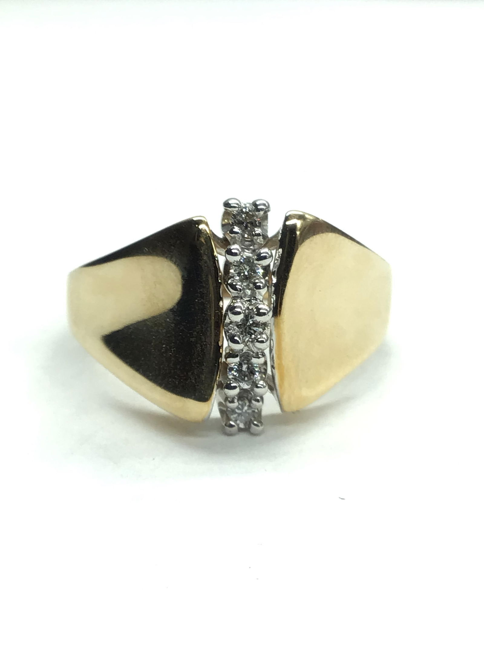 14K gold ring (1 of 3)