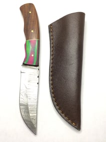 Damascus skinning knife