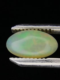 Opal gemstone