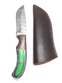 Damascus skinning knife