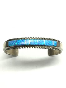 Navajo handmade bracelet cuff