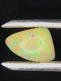 Opal gemstone