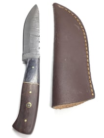 Damascus skinning knife
