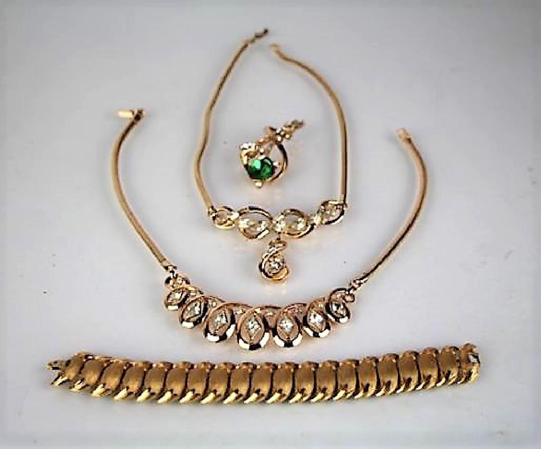 LOT OF TRIFARI COSTUME JEWELRY (1 of 8)