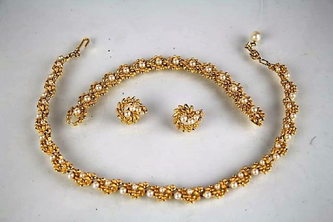 TRIFARI THREE PIECE JEWELRY SET (1 of 3)