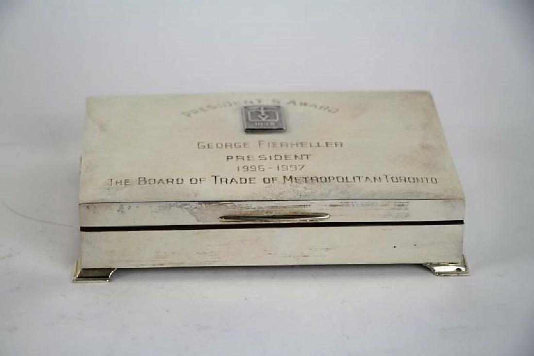 HALLMARKED SILVER PRESENTATION BOX (1 of 4)