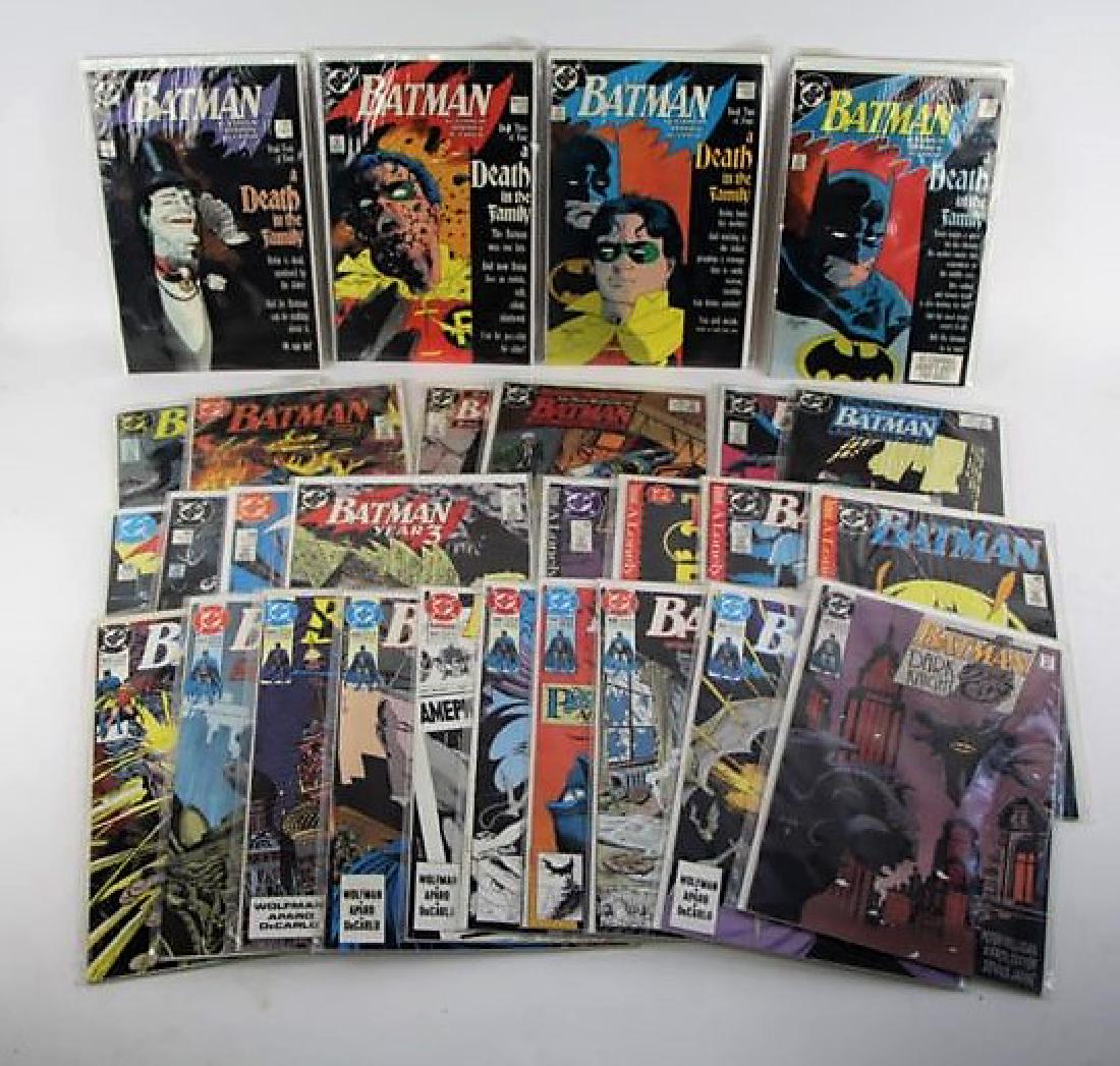 LOT OF TWENTY-EIGHT BATMAN COMICS (1 of 5)