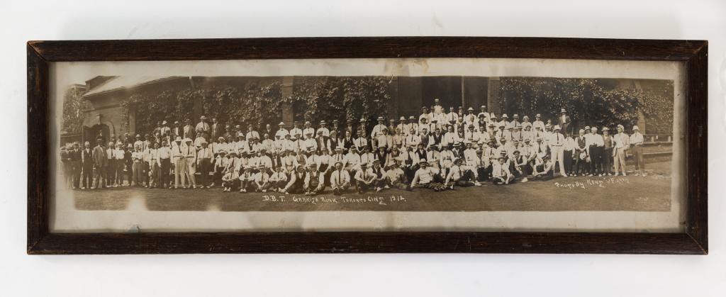 PANORAMIC PHOTO: Black and white panoramic photo of Granite team 1912 Toronto in frame. Some damage to picture. Framed size: 9.5" x 30"