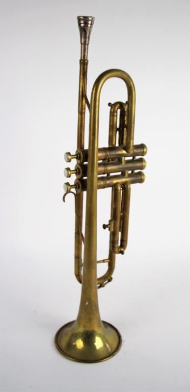 BRASS TRUMPET: Engraved Alexander. With mouthpiece. Length: 19 in. (Without mouthpiece.) Approx. weight: 1.1 kg.
