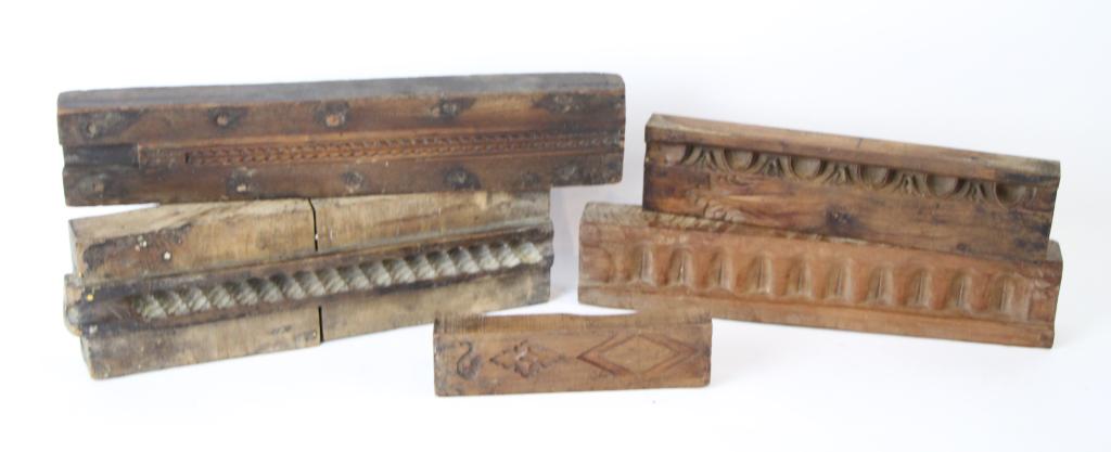 LOT OF 19TH C. ARCHITECTURAL WOOD MOLDS (1 of 9)
