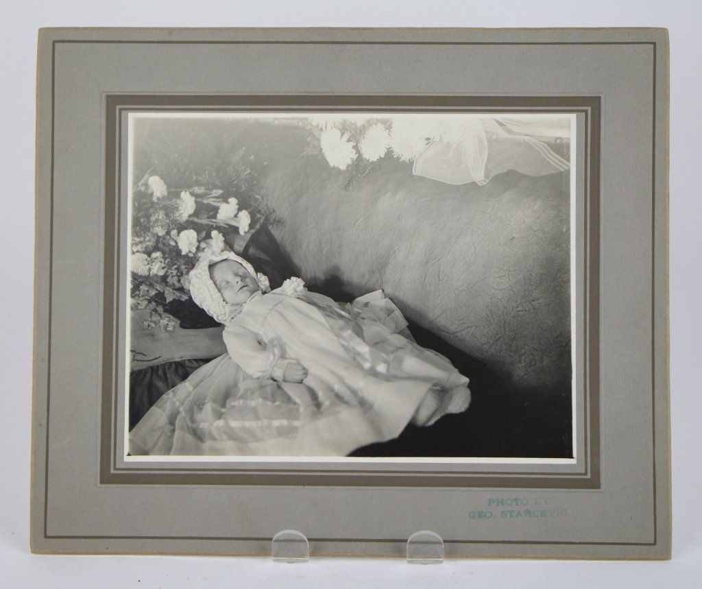 POST MORTEM PHOTOGRAPH OF INFANT (1 of 3)