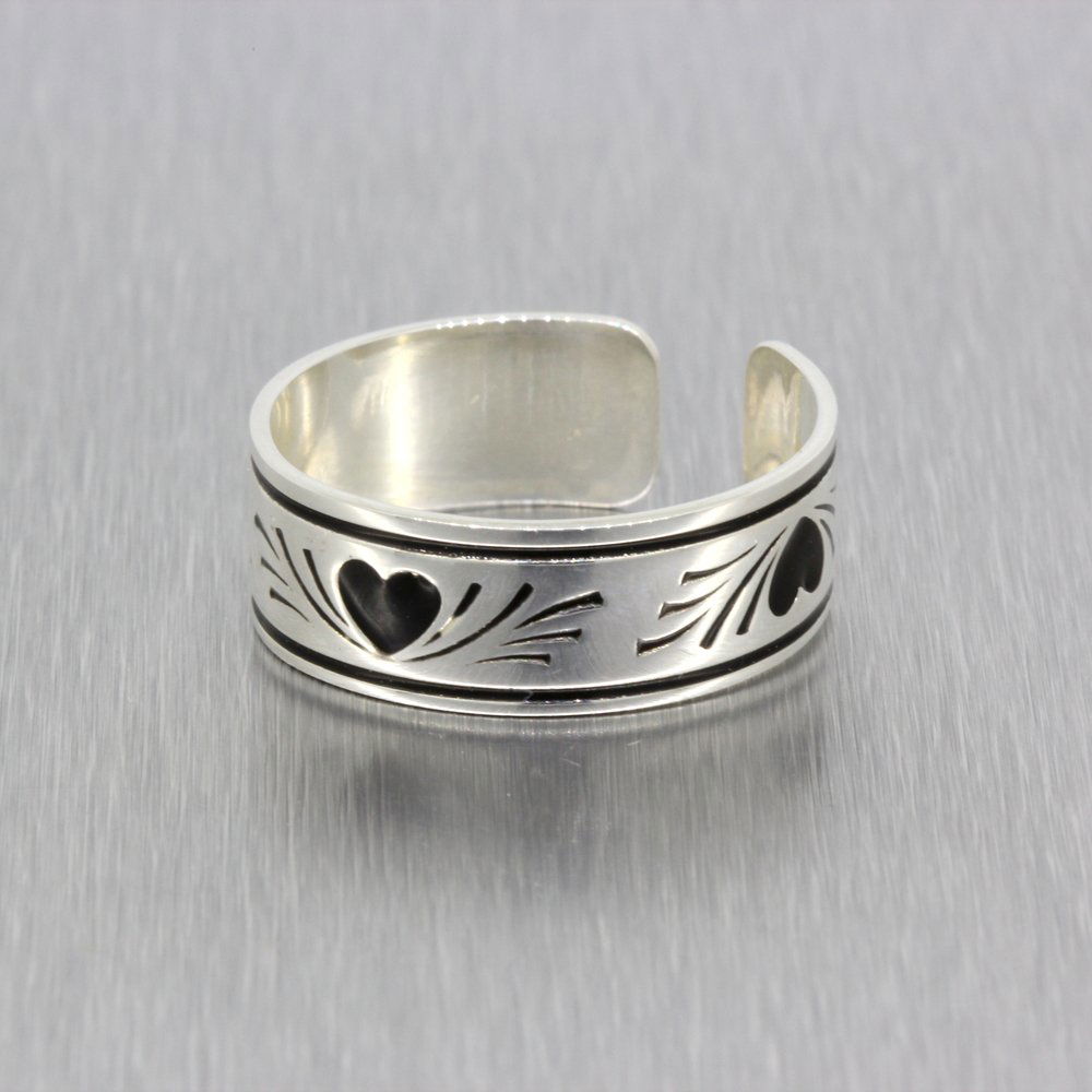 Estate Ladies 925 Silver Expandable Heart Ring Band (1 of 3)
