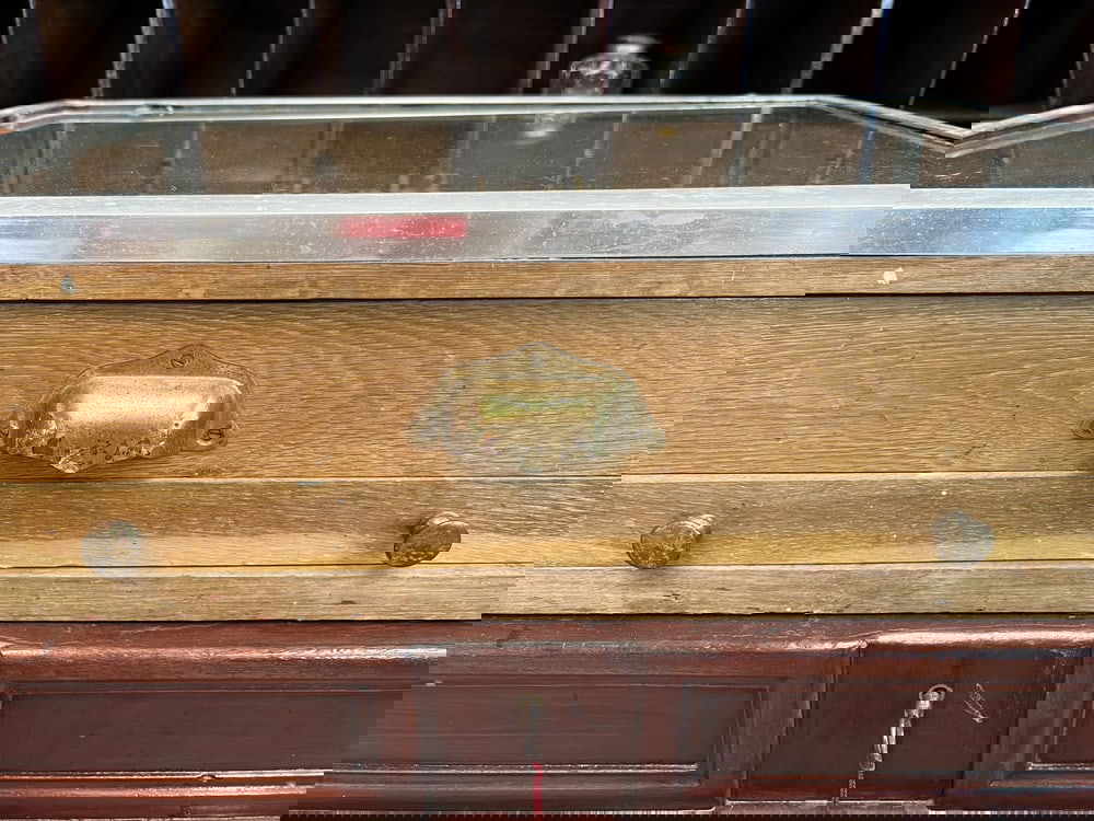 Vintage Store Showcase for luxury pens, 1920 - 20