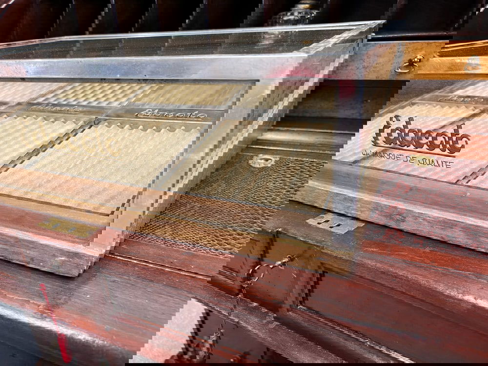 Vintage Store Showcase for luxury pens, 1920 - 8