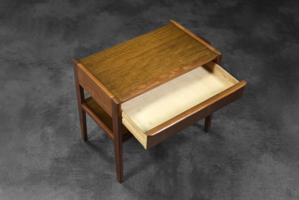 Thread Side Table with Wicker Basket, 1960s - 15