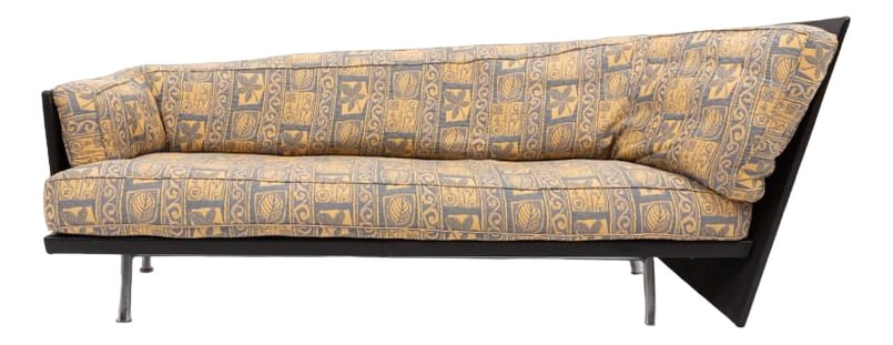 Model Isolabella Sofa by Felice Rossi, 1970s: Italian Sculptural Felice Rossi asymmetrical sofa, model Isolabella produced in Italy 1970’s. It features black leather frame on chrome-plated steel legs. Equipped with two large loose cushions