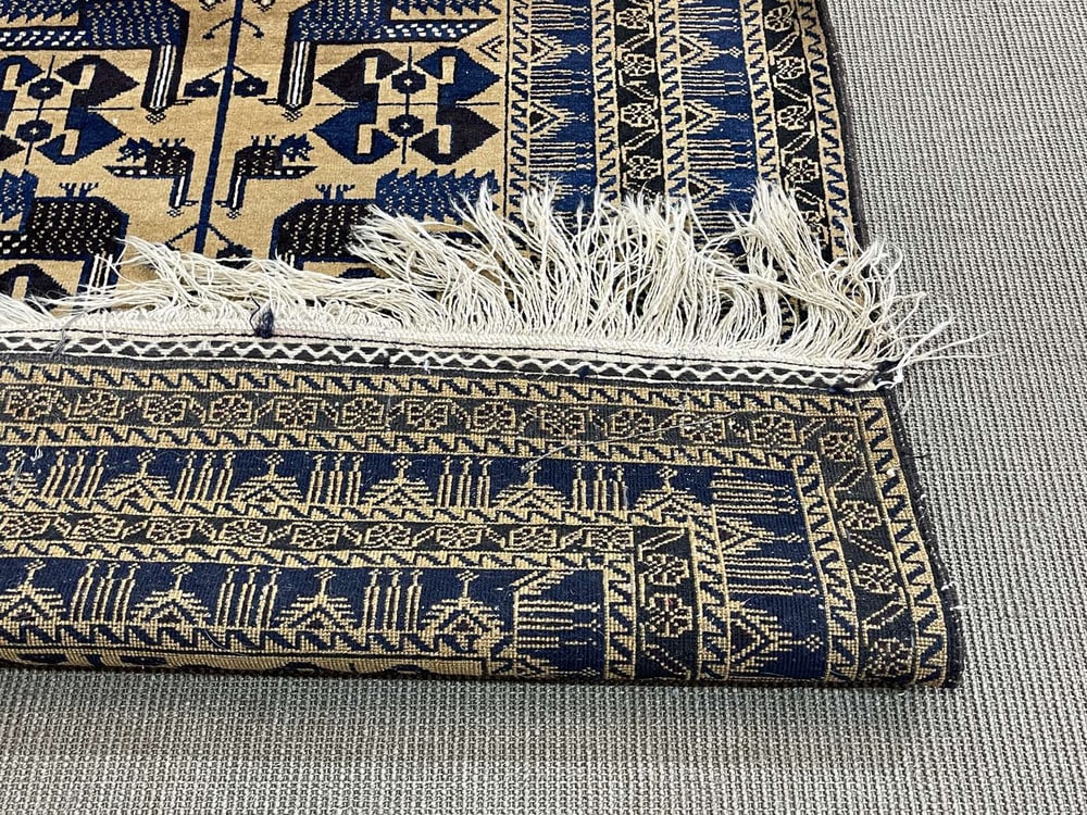 Handmade Middle-Eastern Wool Rug - 2