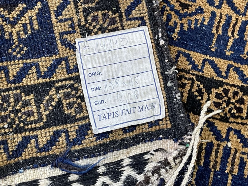 Handmade Middle-Eastern Wool Rug - 7