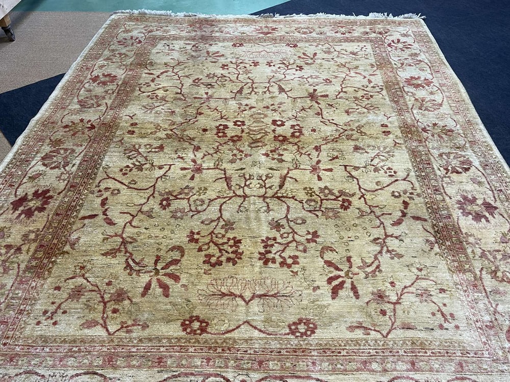 Middle Eastern Handmade Wool Rug - 3